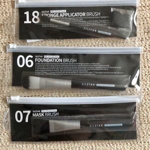 NWT Silstar PROFESSIONAL Brush Bundle